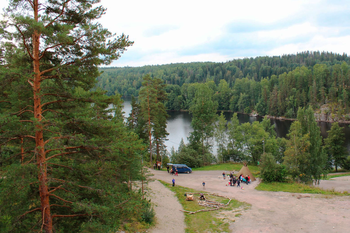 Nuuksion Pitkäjärvi Haltian kohdalla