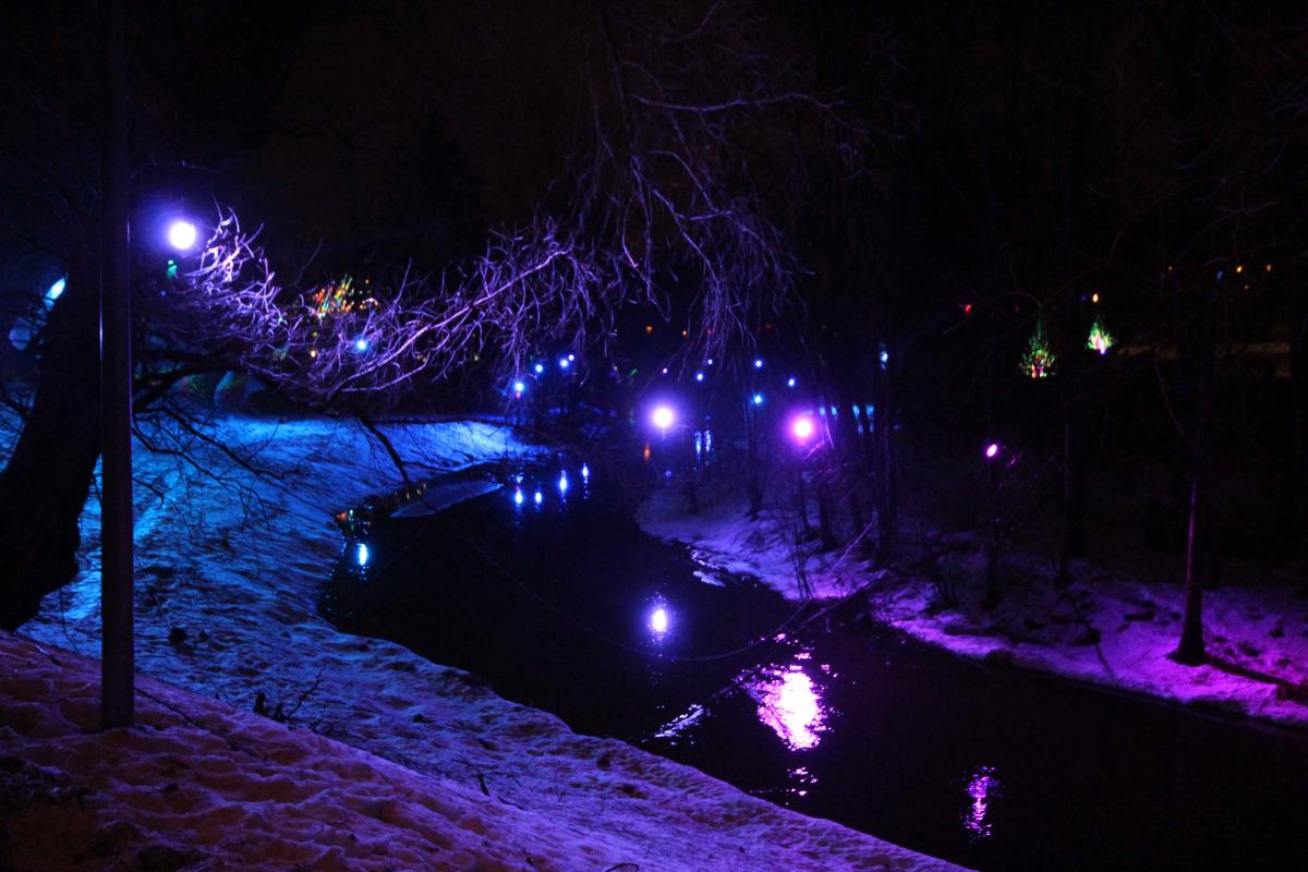 Rainbow River -valoteos Espoon keskuksessa