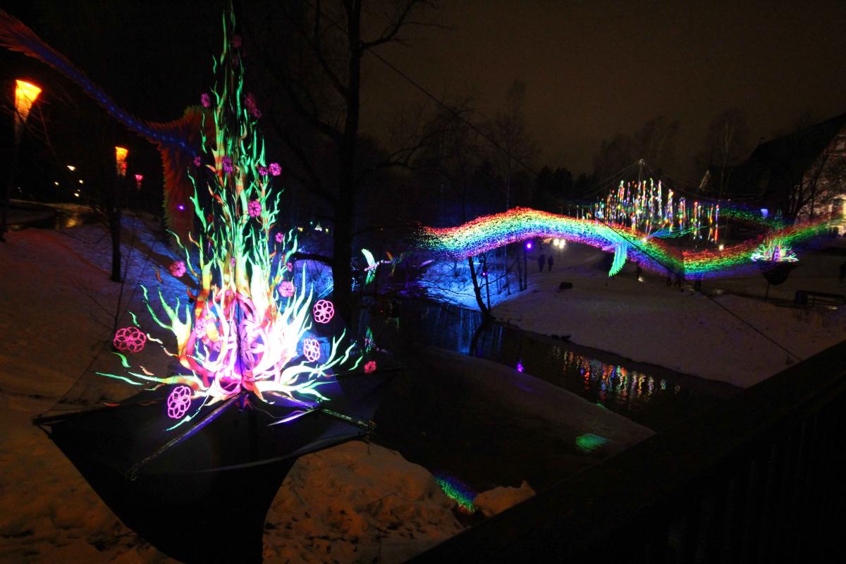 Rainbow River -valoteos Espoon keskuksessa