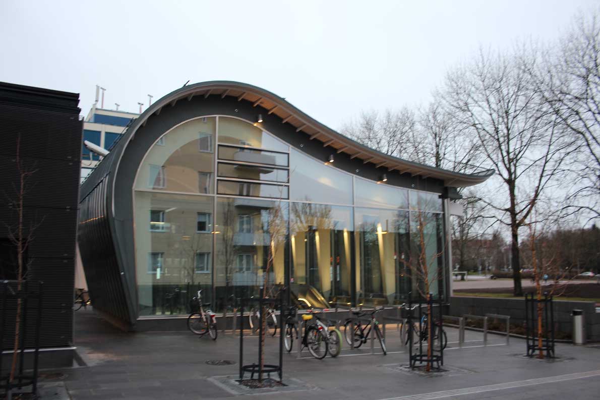 Lauttasaaren metroasema