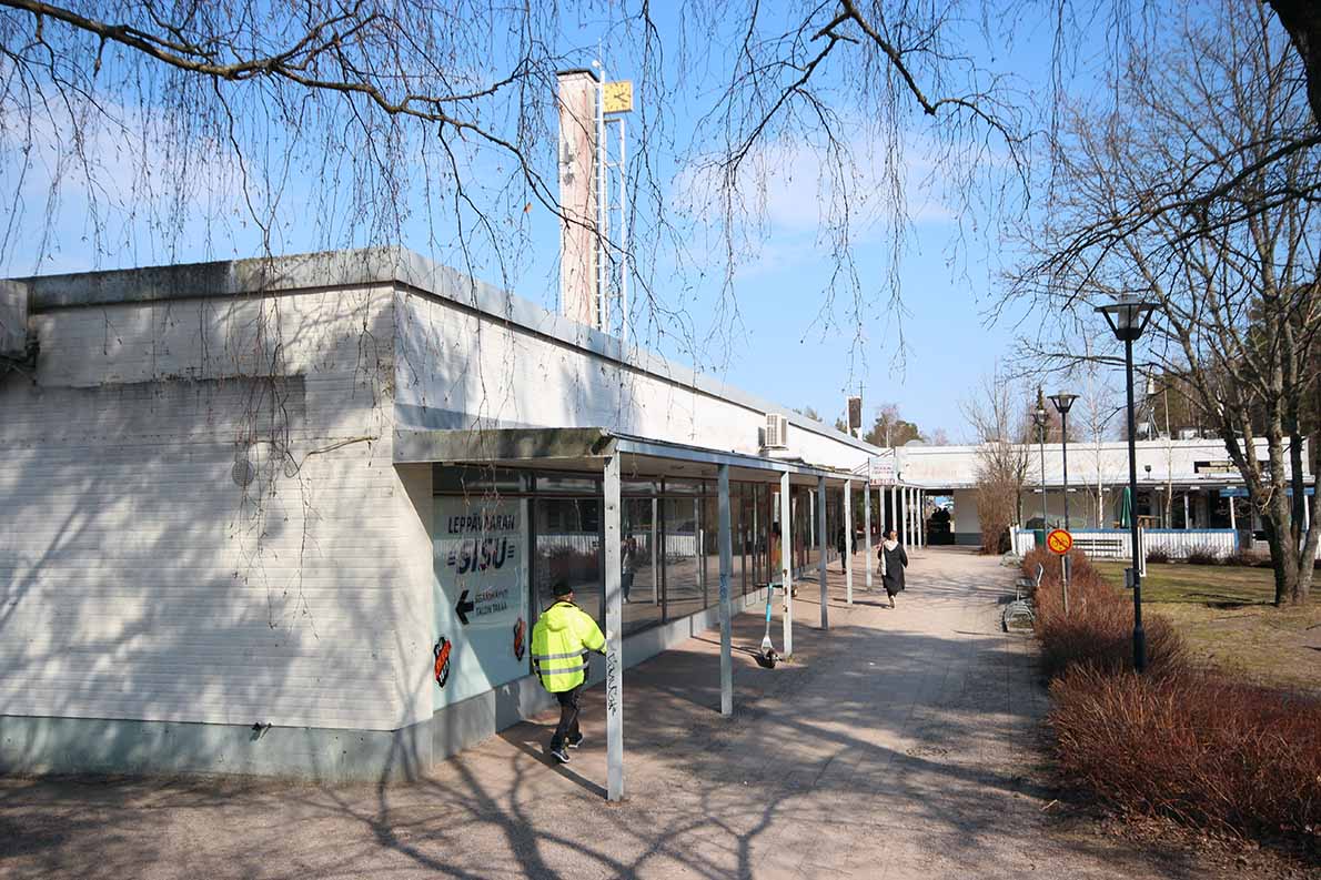 Karakallion vanha ostoskeskus, Espoo.