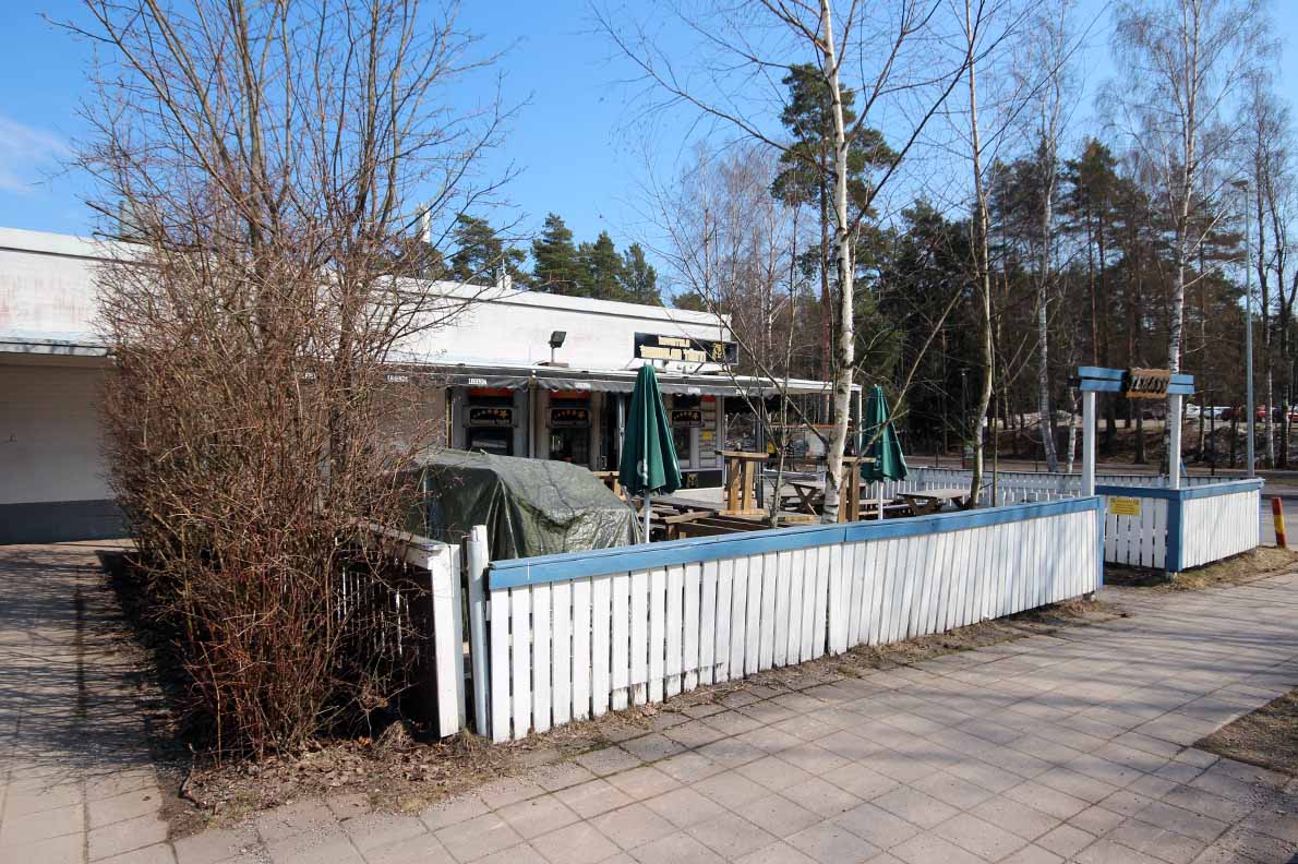 Karakallion vanha ostoskeskus, Espoo.