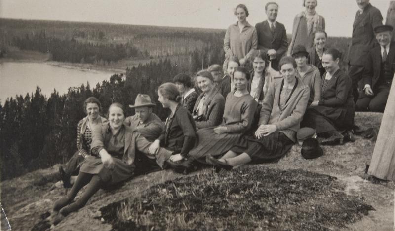 Gurli ja Arvid Nyholm Soukan Kasavuorella.
