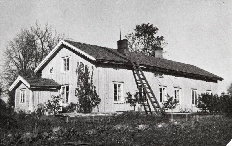 Sunan tilan päärakennus vuonna 1950.