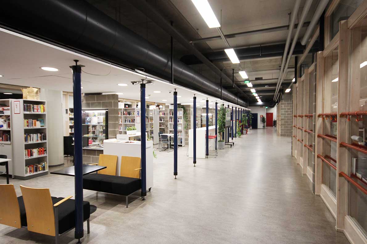 Etelä-Tapiolan lukio, Espoo.