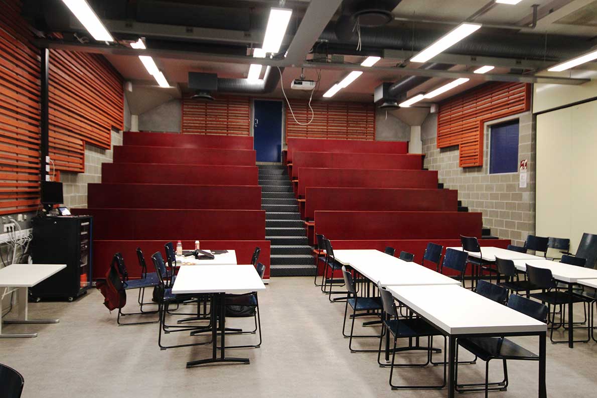 Etelä-Tapiolan lukio, Espoo.