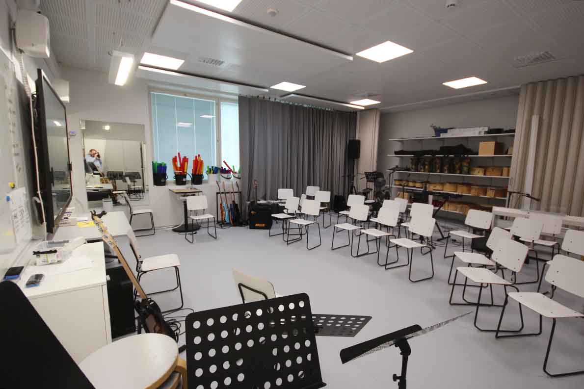 Karhusuon koulu, Espoo.