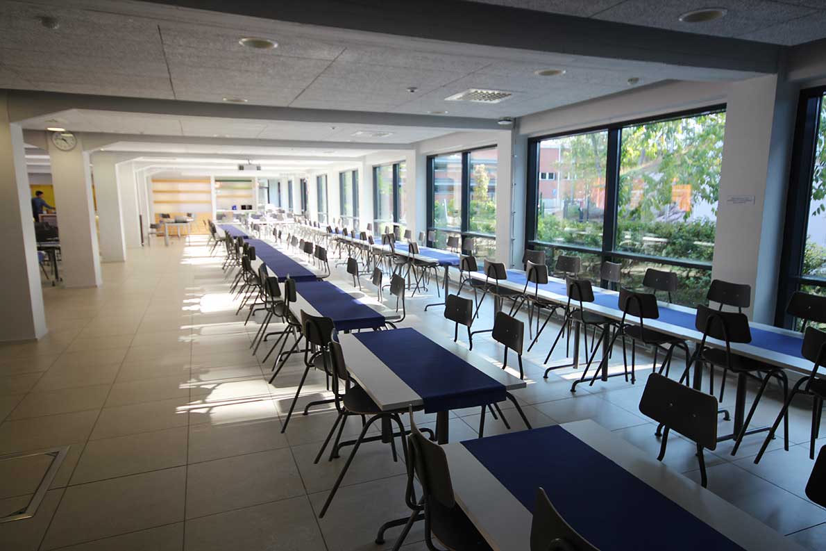 Kivimiehen koulu, Espoo