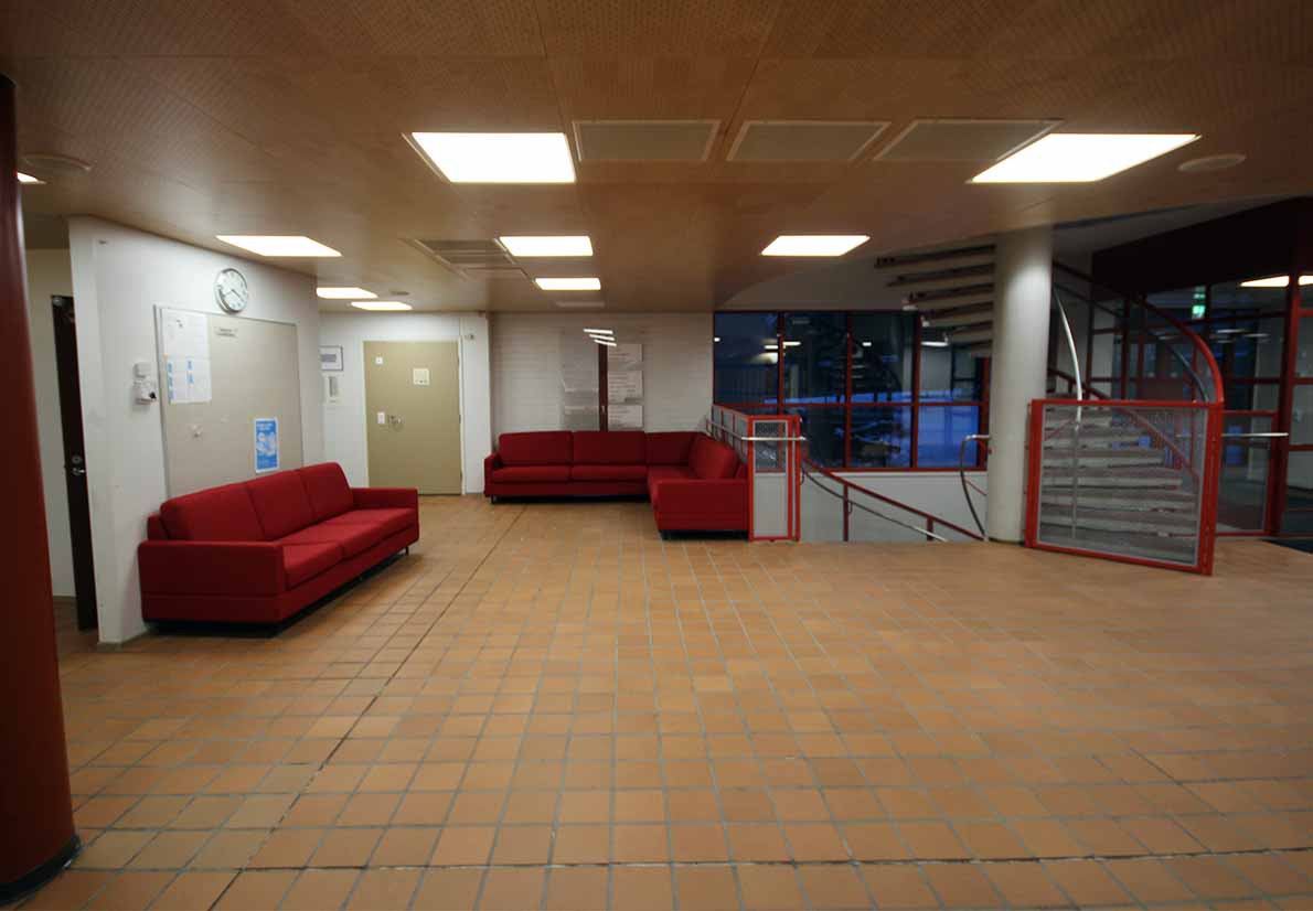 Lintumetsän koulu, Espoo.