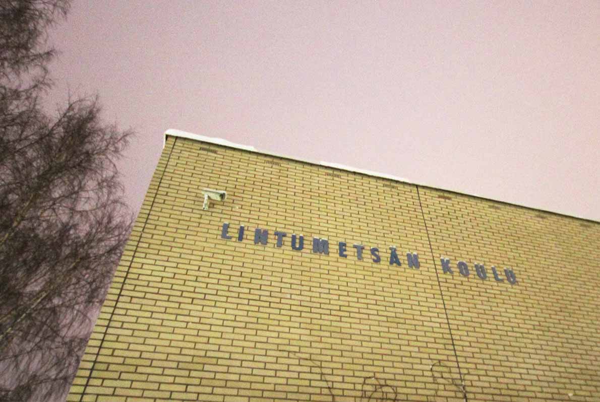 Lintumetsän koulu, Espoo.