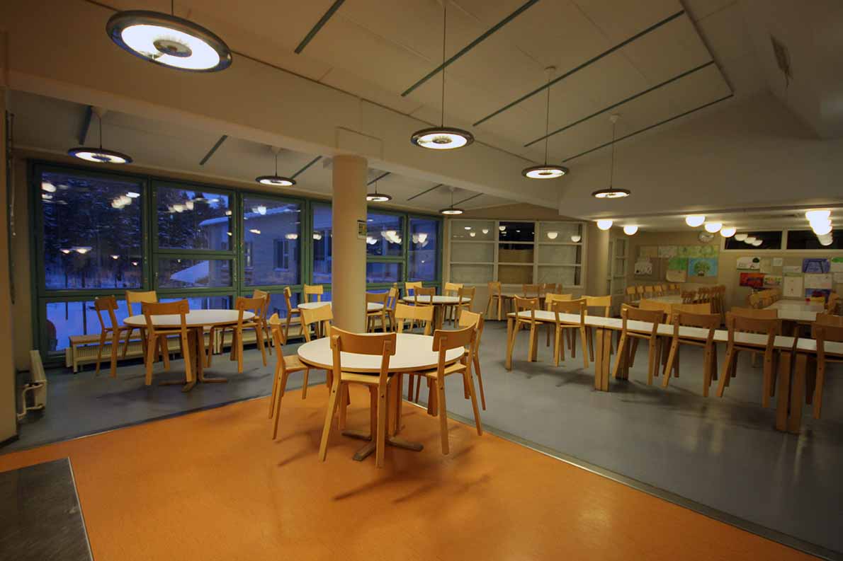 Postipuun koulu, Espoo.