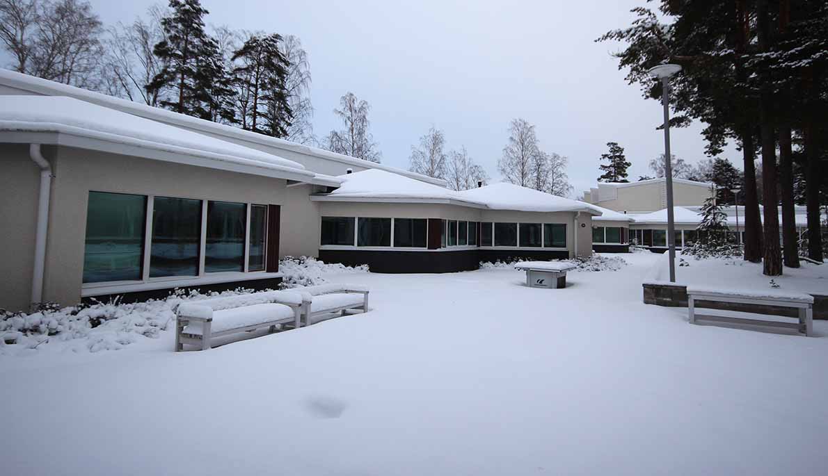 Tapiolan koulu ja lukio, Espoo.