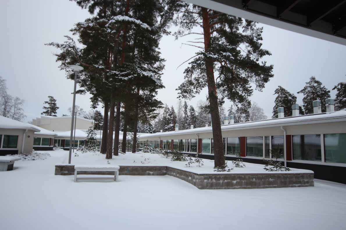 Tapiolan koulu ja lukio, Espoo.