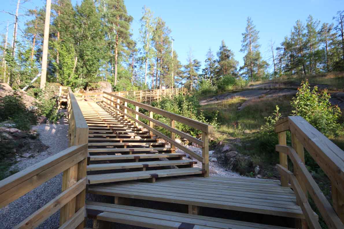 Laajalahden kuntoportaat, Espoo.