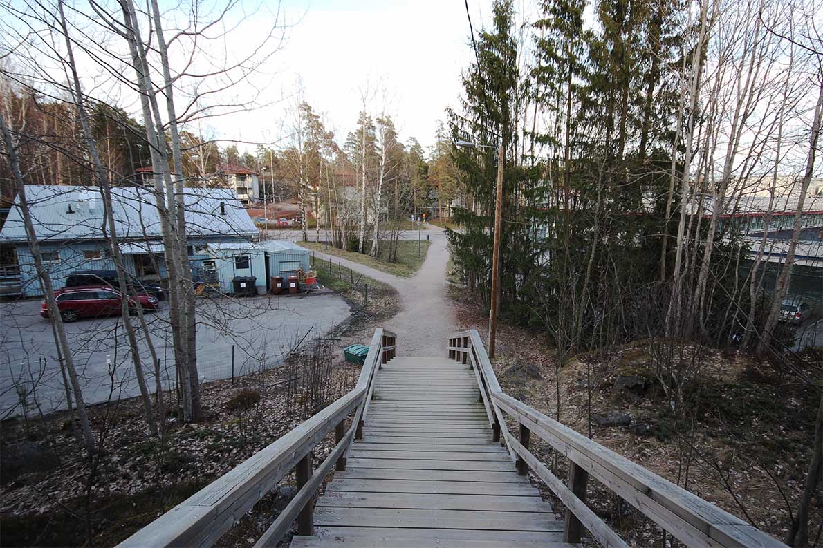 Mankkaan neljät portaat, Espoo