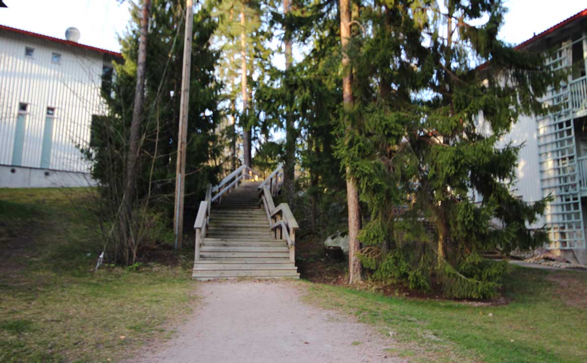 Mankkaan neljät portaat, Espoo