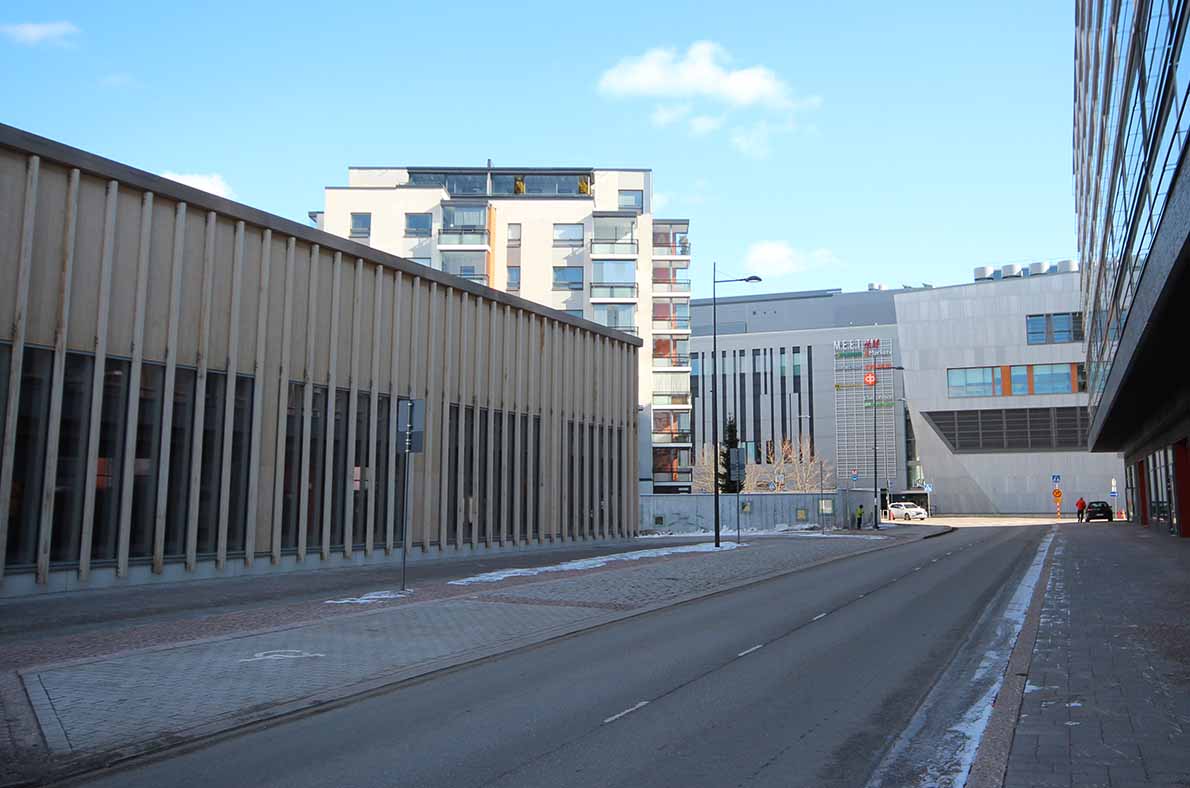 Matinkylän uimahalli.