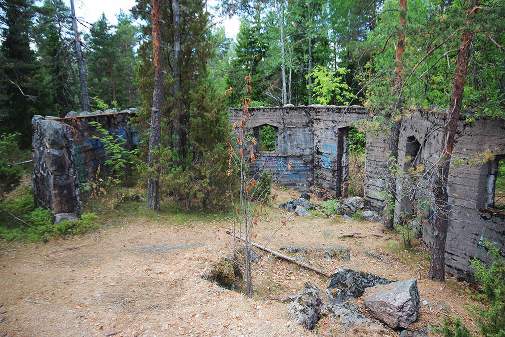 Stockmannin rauniot, Kauniainen