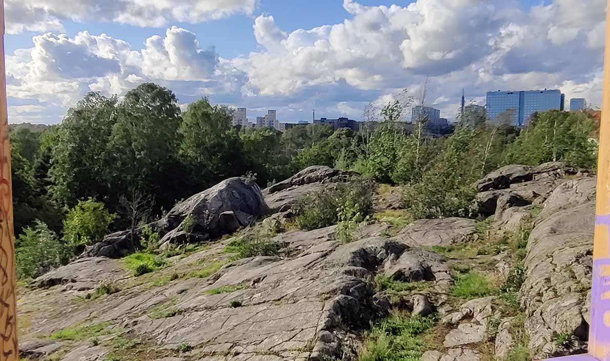 Alppilanharjun kalliot, Helsinki.