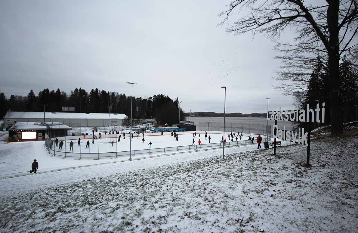 Laaksolahden tekojää.