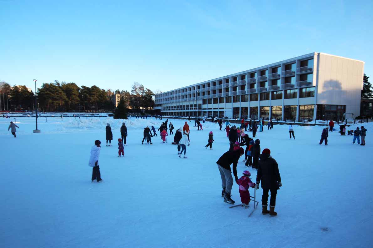 Tapiolan jääpuutarha, Espoo.