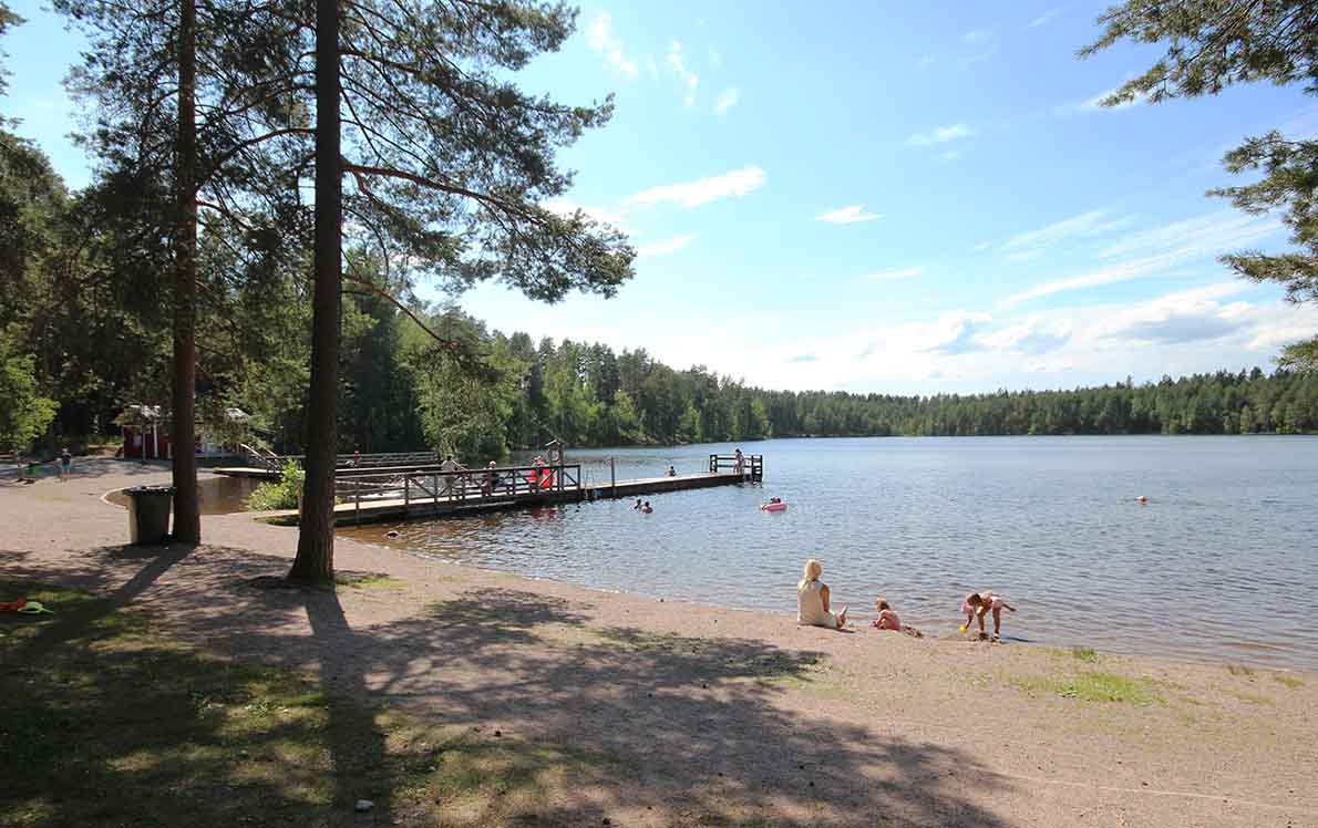 Vähä-Tiilijärven uimaranta, Hollola.
