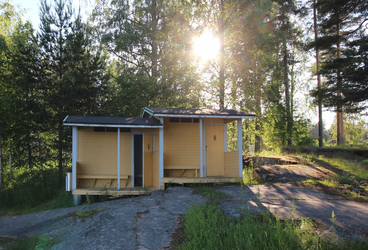 Säynätsälon sataman alue on idyllinen.