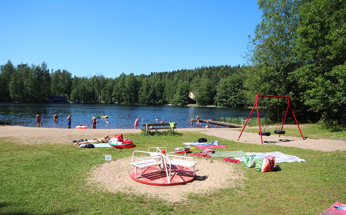 Saarlammen uimaranta, Karkkila.