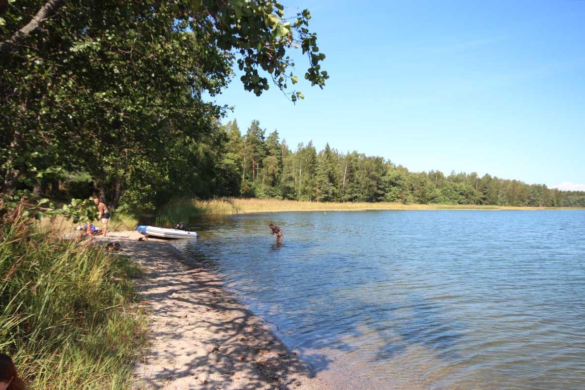 Väransbyn ulkoilualueen uimaranta, Kirkkonummi