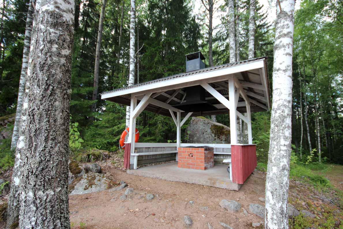 Särkjärven pohjoinen uimaranta Loviisa.