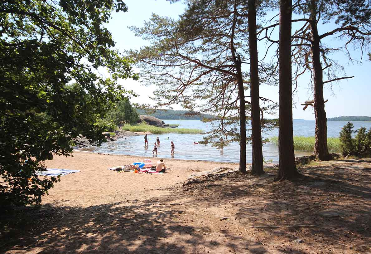 Gumnäsin uimaranta, Raasepori.