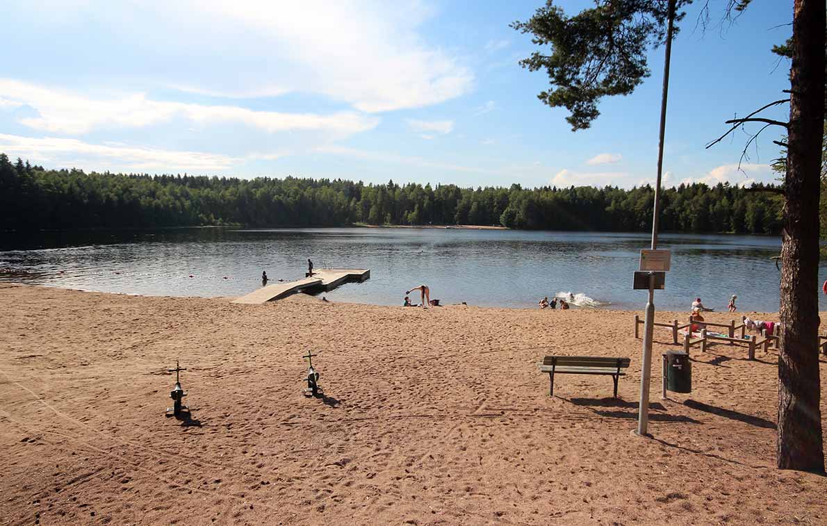 Tesoman uimaranta, Ristimäki.