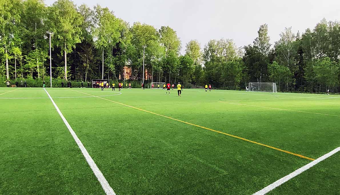 Mankkaan tekonurmi, Espoo.