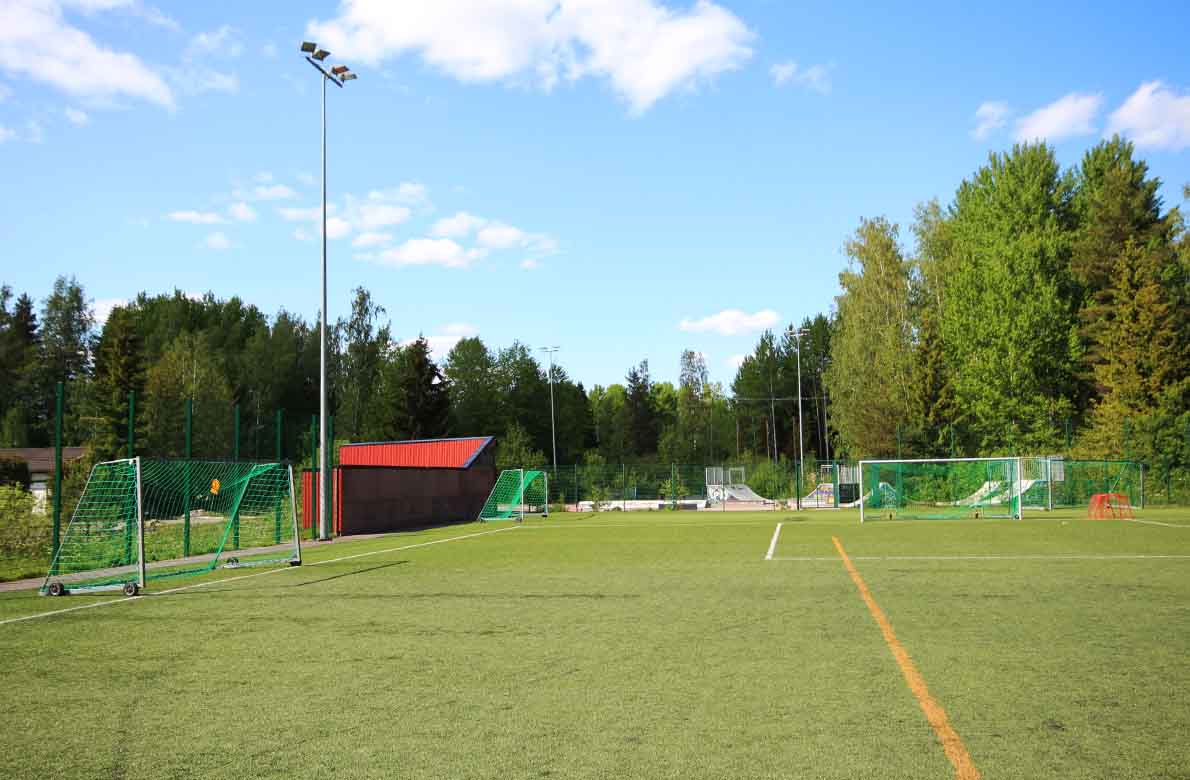 Metsämaan urheilukenttä, Espoo.
