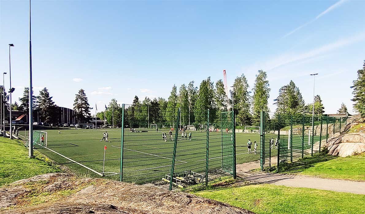 Kisakallion tekonurmi, Lohja.